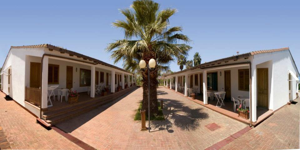 הוילה בלסטראטה Agriturismo Arabesque מראה חיצוני תמונה